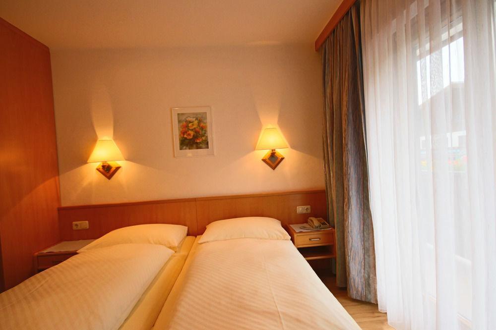 Pension Riedlsperger Saalbach-Hinterglemm Ngoại thất bức ảnh
