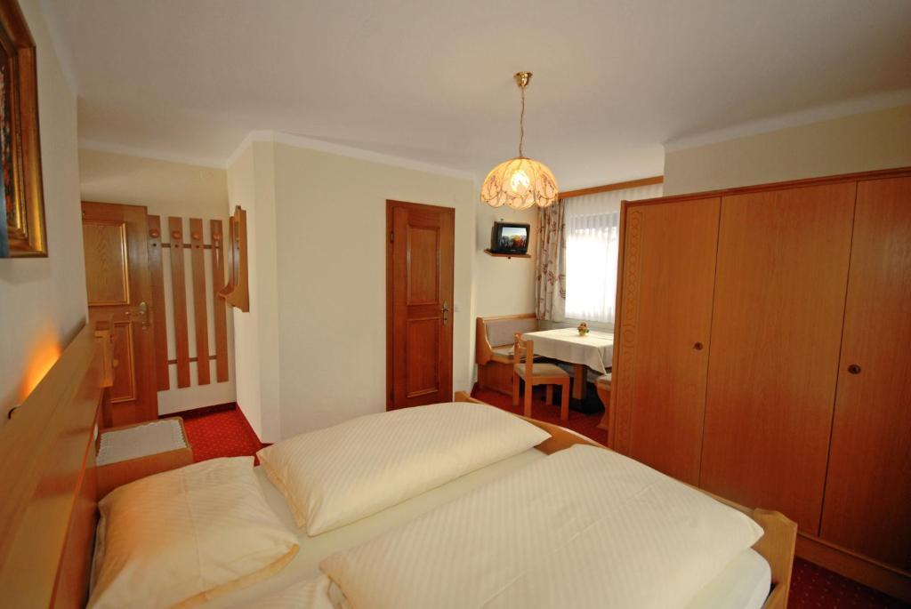 Pension Riedlsperger Saalbach-Hinterglemm Phòng bức ảnh